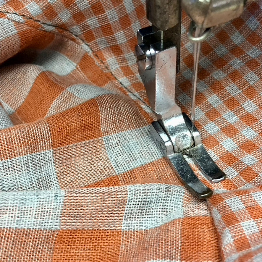 Professional sewing finishes | Understitching